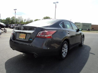 2013 Nissan Altima  2.5 S
