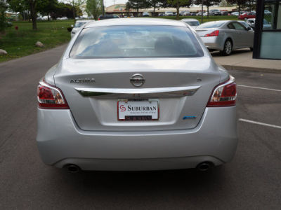 2013 Nissan Altima  2.5 S