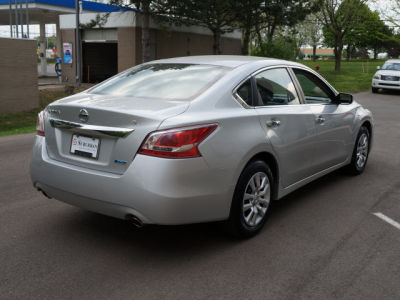 2013 Nissan Altima  2.5 S