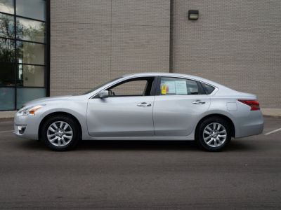 2013 Nissan Altima  2.5 S
