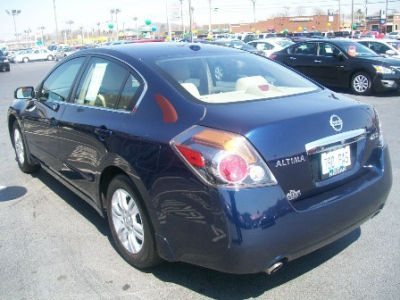 2010 Nissan Altima  2.5 SL