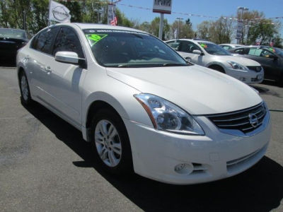 2010 Nissan Altima  2.5 SL