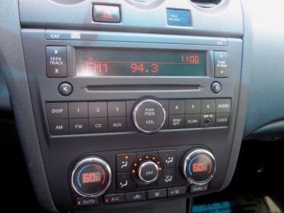 2010 Nissan Altima  3.5 SR