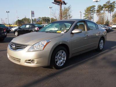 2010 Nissan Altima  2.5 S