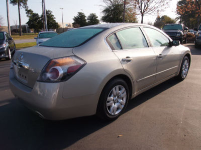 2010 Nissan Altima  2.5 S
