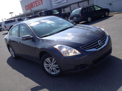 2010 Nissan Altima  2.5