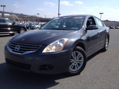 2010 Nissan Altima  2.5