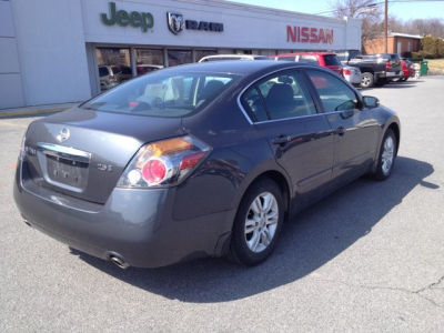 2010 Nissan Altima  2.5