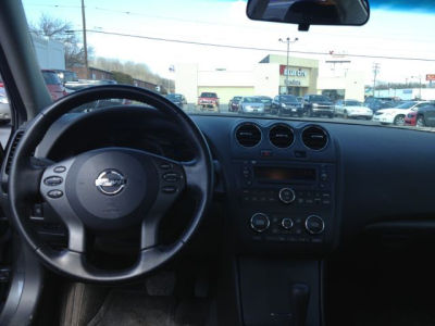 2010 Nissan Altima  2.5