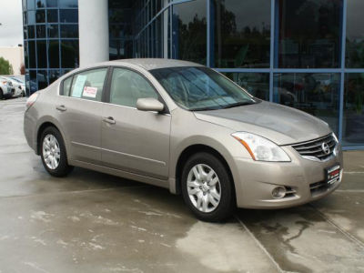 2012 Nissan Altima  2.5 S