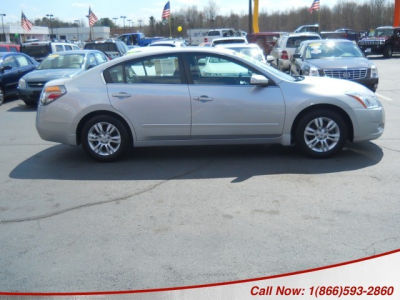 2010 Nissan Altima  2.5 SL