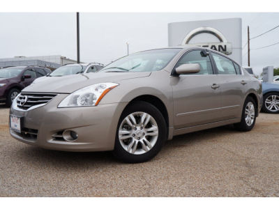 2012 Nissan Altima  2.5 S
