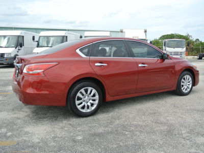 2013 Nissan Altima  2.5 S