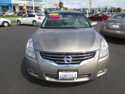 2012 Nissan Altima  2.5 S