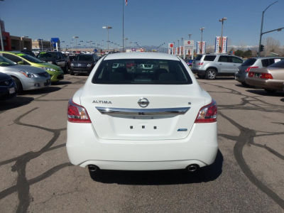 2013 Nissan Altima  S