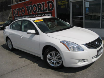 2010 Nissan Altima  2.5 SL