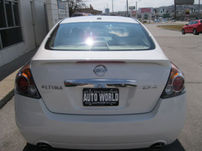 2010 Nissan Altima  2.5 SL