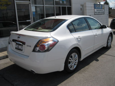 2010 Nissan Altima  2.5 SL