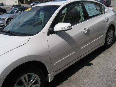 2010 Nissan Altima  2.5 SL