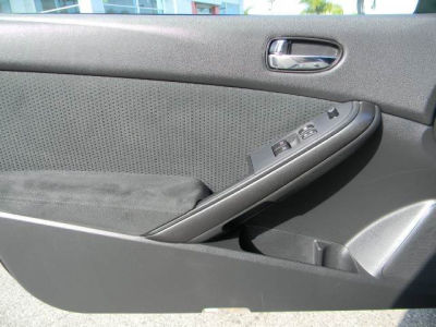 2011 Nissan Altima  2.5 S