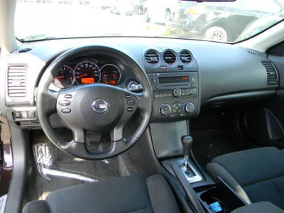 2011 Nissan Altima  2.5 S
