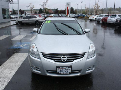 2010 Nissan Altima  2.5 SL