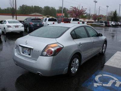 2010 Nissan Altima  2.5 SL