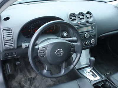 2010 Nissan Altima  2.5 SL