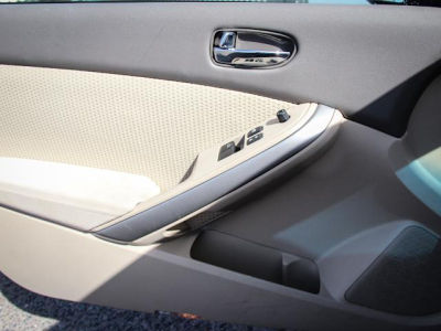 2012 Nissan Altima  2.5 S