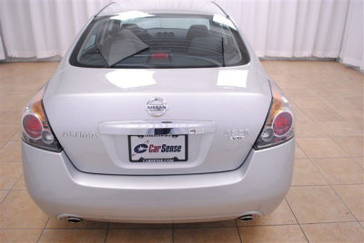 2011 Nissan Altima  3.5 SR