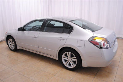 2011 Nissan Altima  3.5 SR