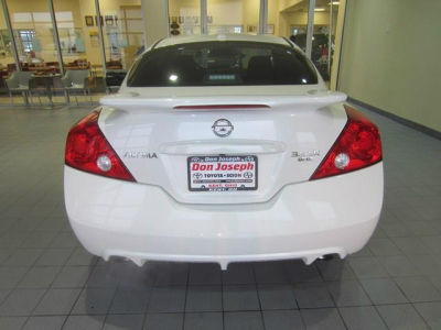 2010 Nissan Altima 3.5 SR