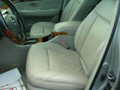 2004 Kia Amanti