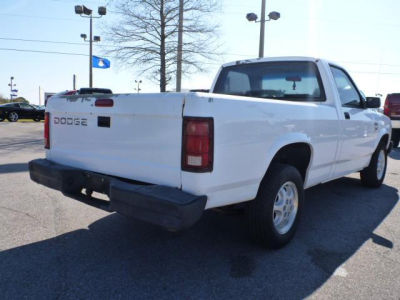 1995 Dodge Dakota  Sport -
   Cars.com </title>
   <meta name="title" content="1995 Dodge Dakota  Sport - Cars.com"/>
   <meta name="description" content="Listed on Cars.com