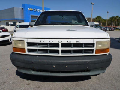 1995 Dodge Dakota  Sport -
   Cars.com </title>
   <meta name="title" content="1995 Dodge Dakota  Sport - Cars.com"/>
   <meta name="description" content="Listed on Cars.com