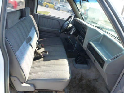 1995 Dodge Dakota  Sport -
   Cars.com </title>
   <meta name="title" content="1995 Dodge Dakota  Sport - Cars.com"/>
   <meta name="description" content="Listed on Cars.com