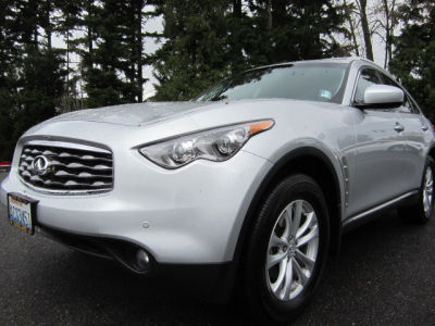 Infiniti fx35 2011