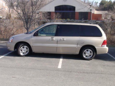 2007 Ford Freestar  SEL