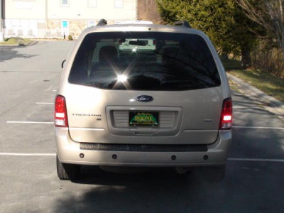 2007 Ford Freestar  SEL