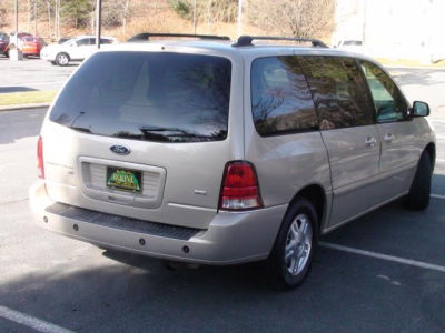 2007 Ford Freestar  SEL