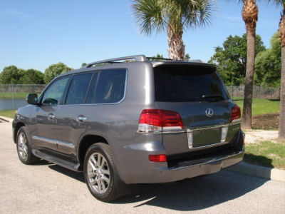 2013 Lexus LX 570