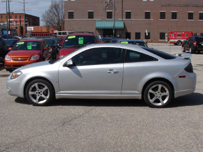 Buy 2007 Pontiac G5 GT123,624,Coupe,Silver,Black,137368,Gasoline,2.4L ...