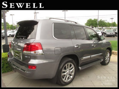 2013 Lexus LX 570