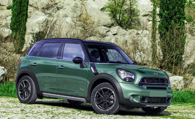 New updates for the Mini Cooper Countryman of 2017 model year