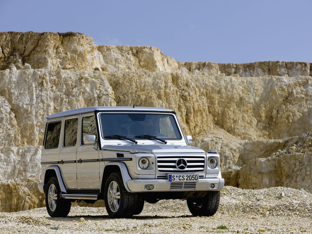 Mercedes-Benz G 500