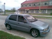 Daihatsu Charade 13 CS Sedan