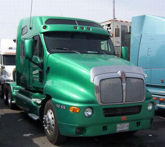 Kenworth T200