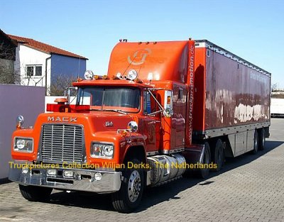 Mack R600