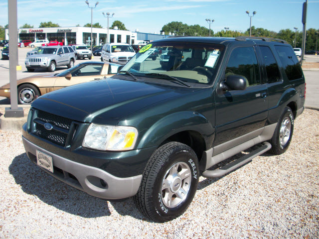 Ford Explorer Sport XLS