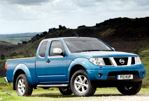Nissan Navara 25 LE Crew Cab